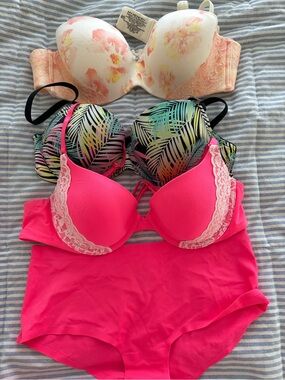 Women’s Summer bras and panties bundle!